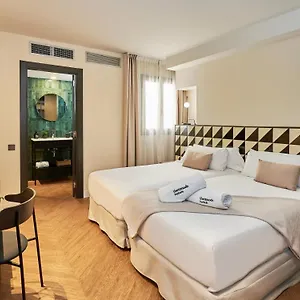 The Moods Oasis *** Barcelona